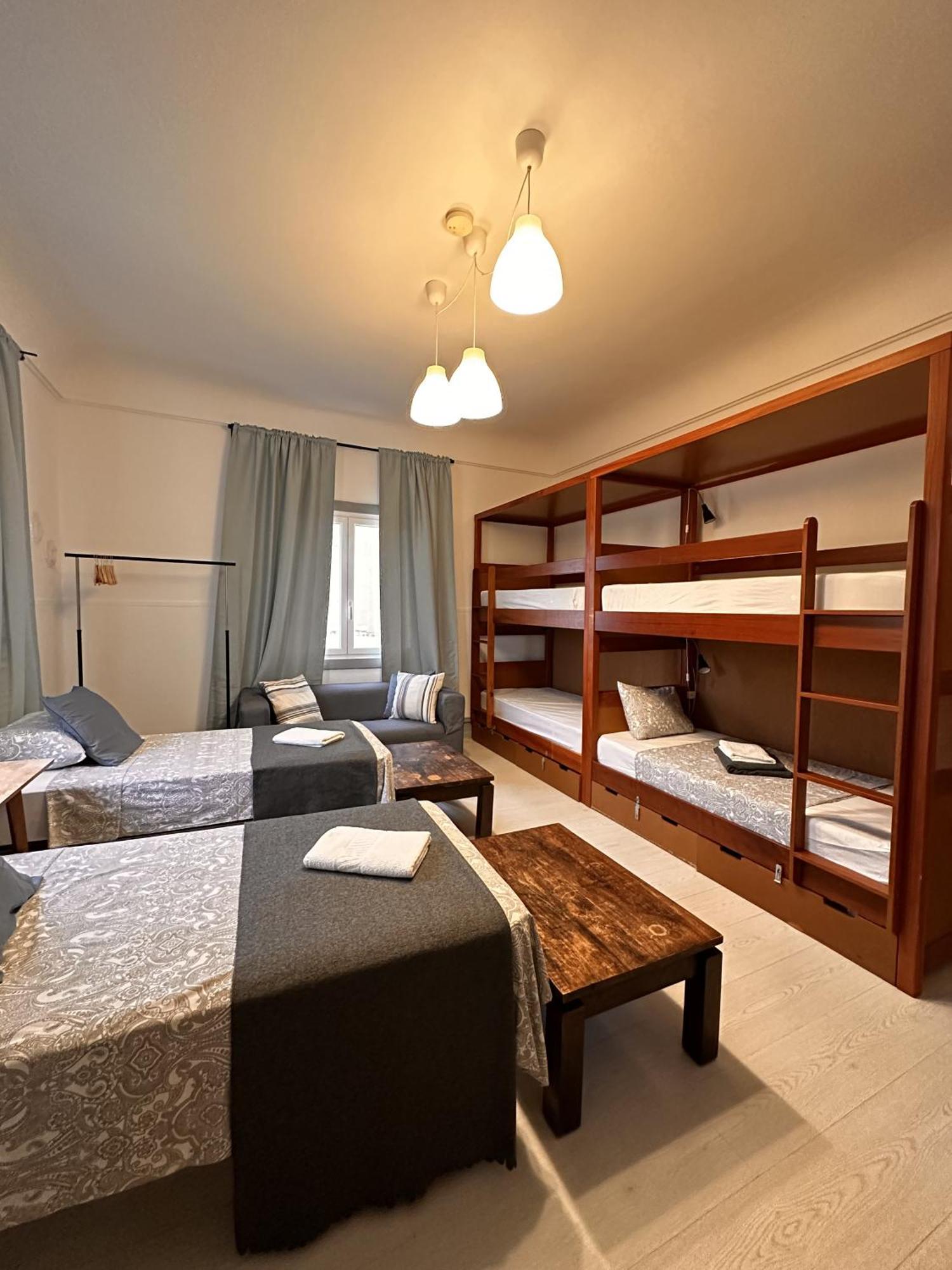Ey Lisbon Guesthouse エクステリア 写真