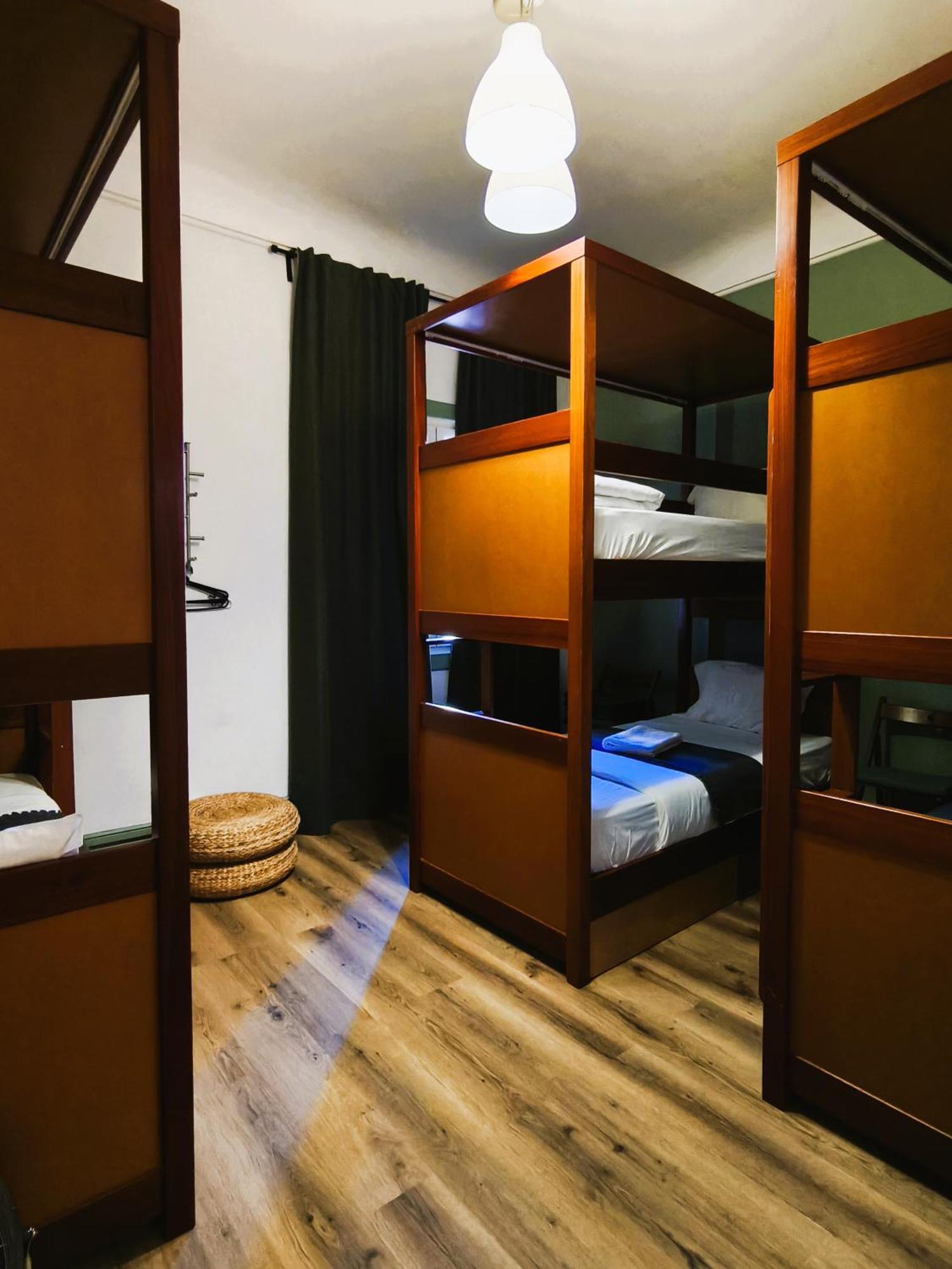 Ey Lisbon Guesthouse エクステリア 写真