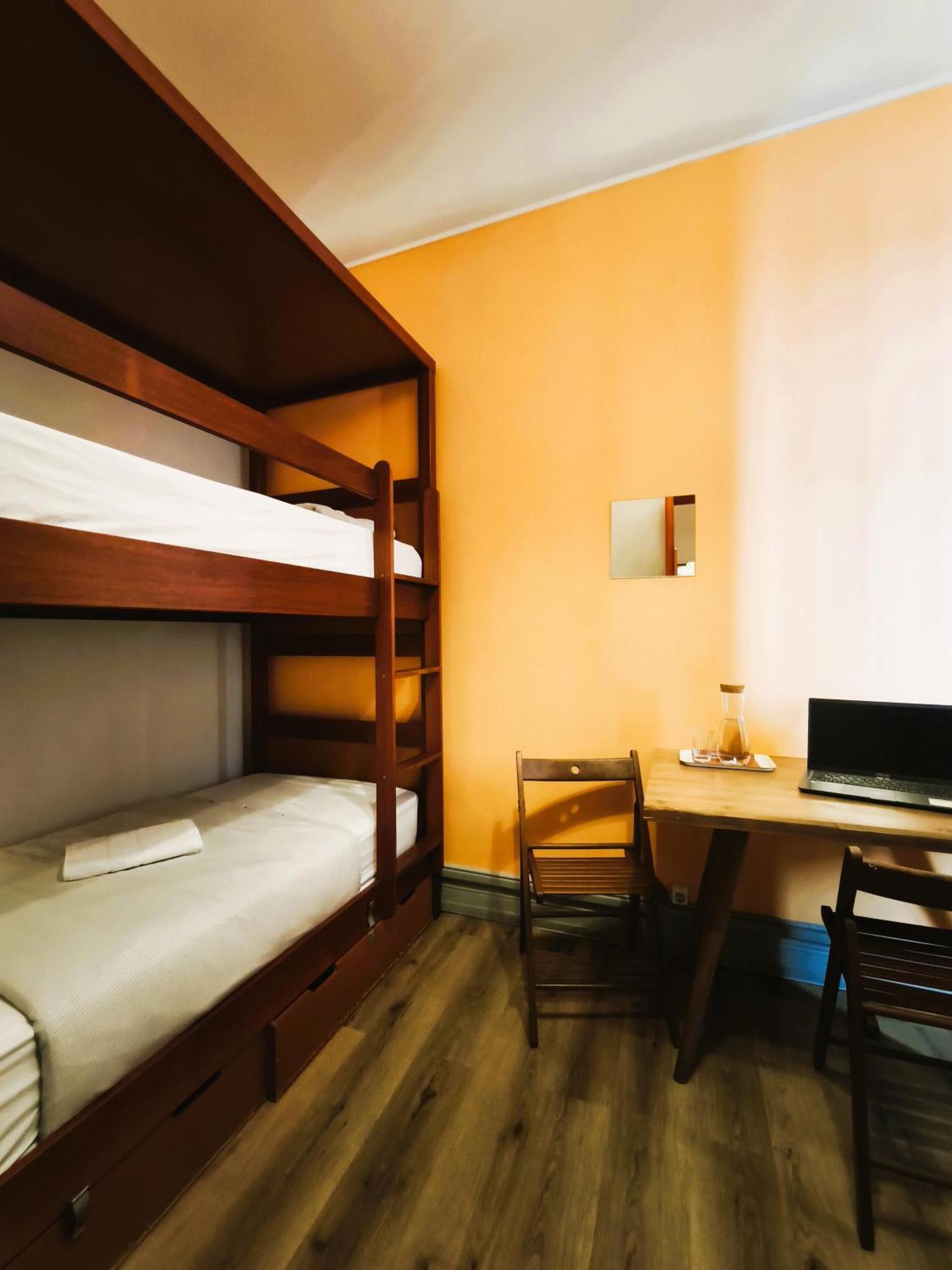 Ey Lisbon Guesthouse エクステリア 写真
