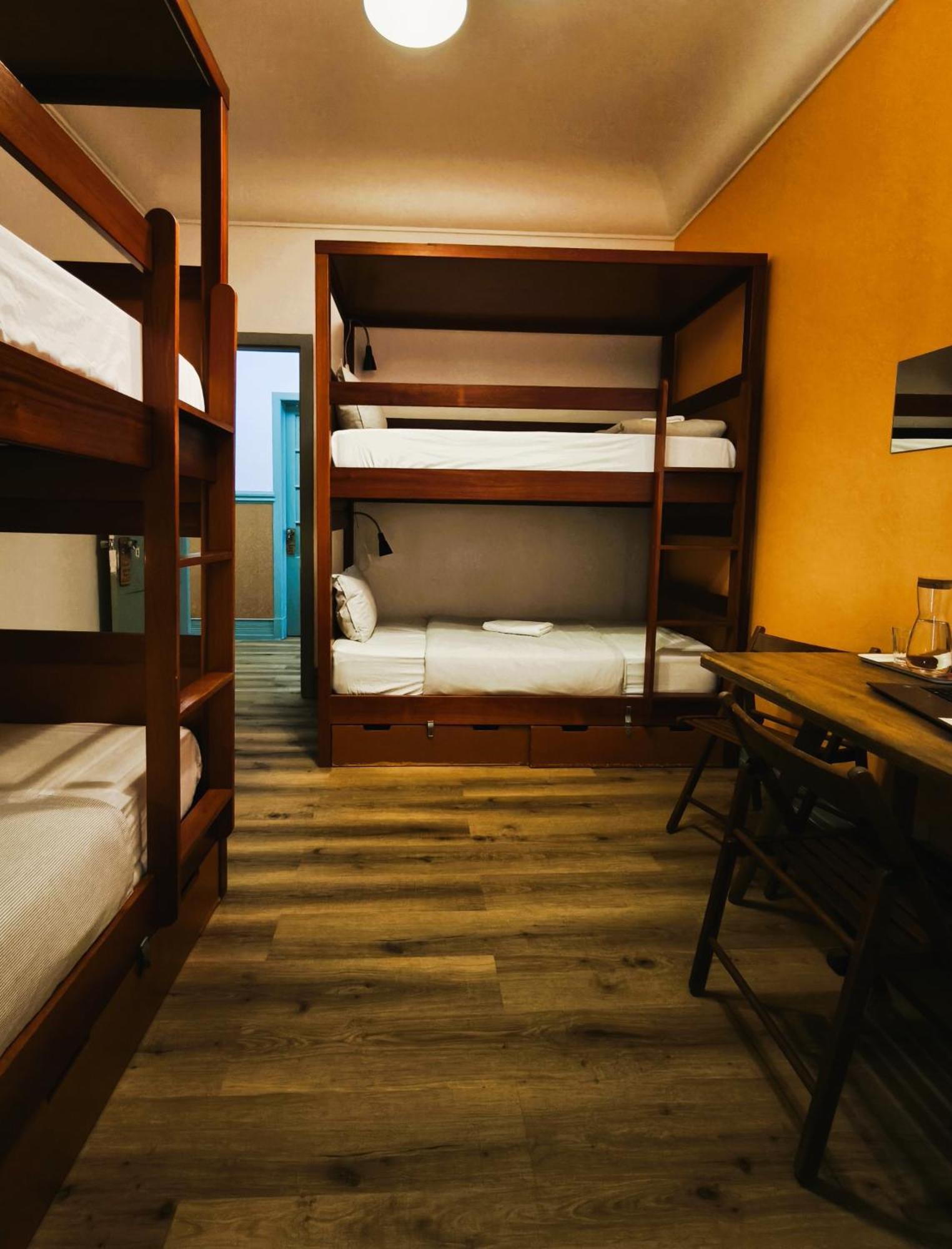 Ey Lisbon Guesthouse エクステリア 写真