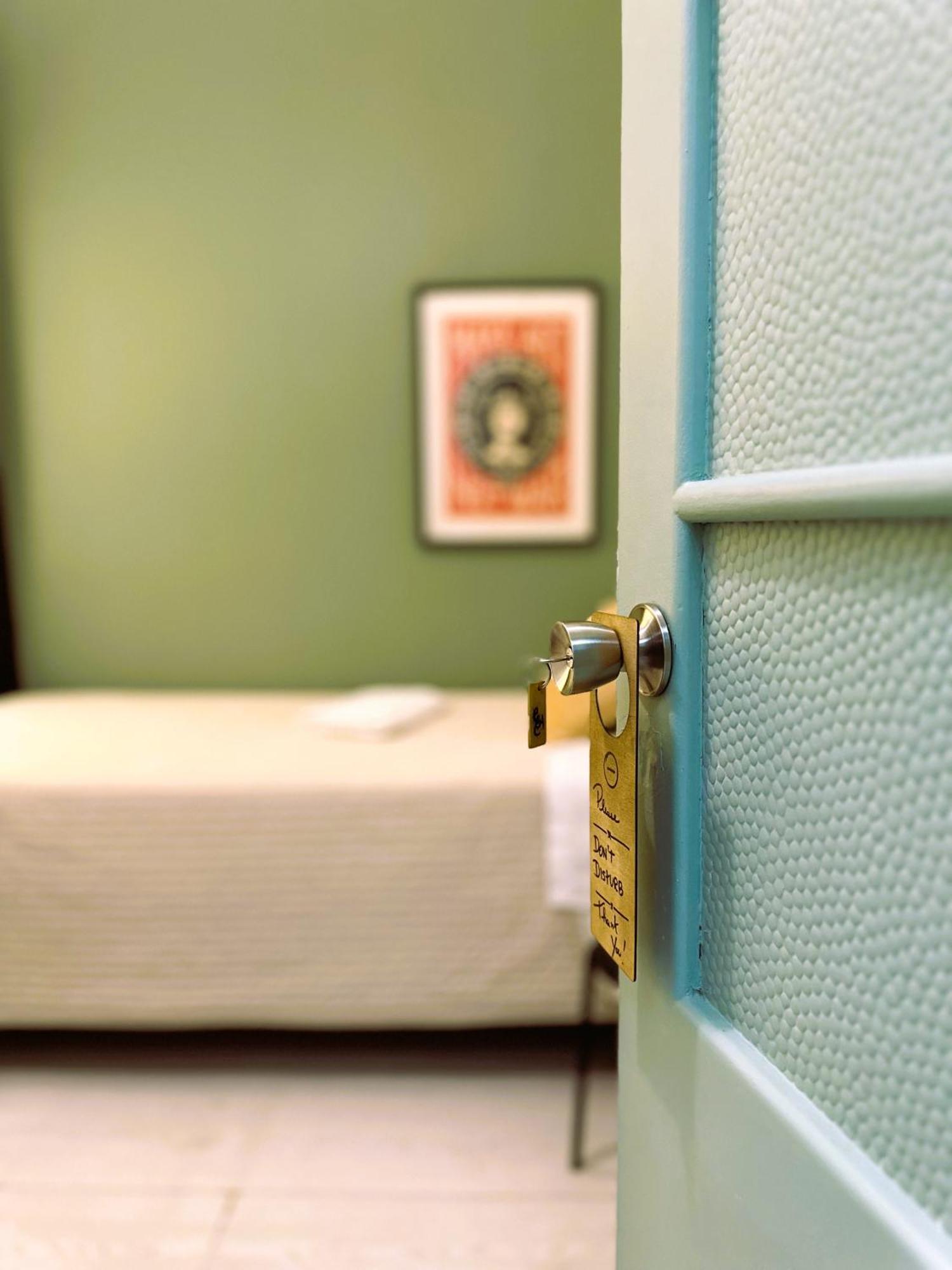 Ey Lisbon Guesthouse エクステリア 写真